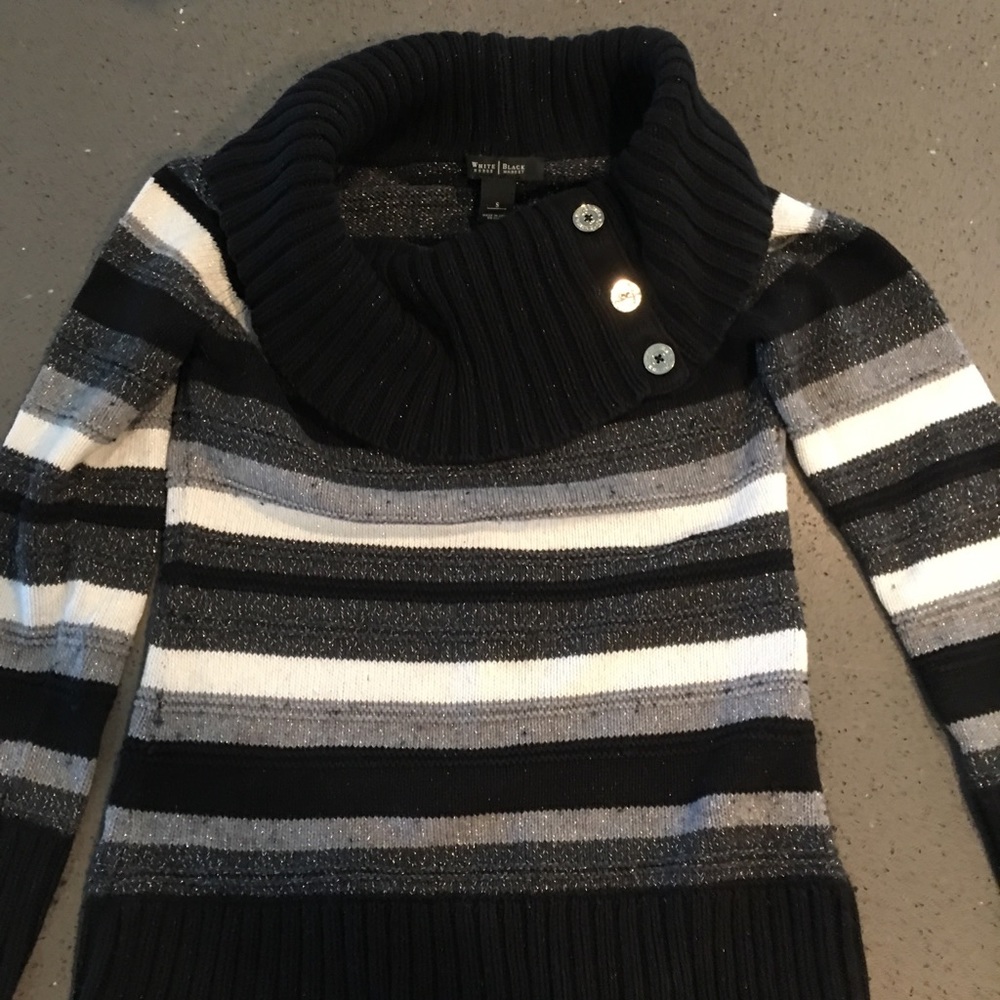 WHBM sweater in small - Picture 2 of 4